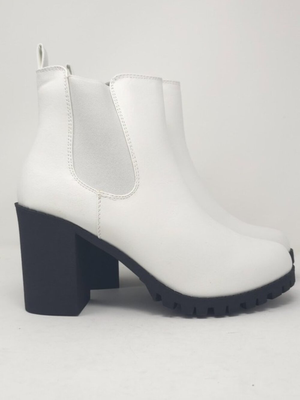 White Chunky Heel Ankle Boots Chelsea Style Platform Minimalist Trendy - Picture 3 of 10
